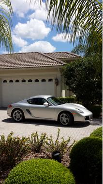Photo 3 of 3 of 2011 Porsche Cayman Base